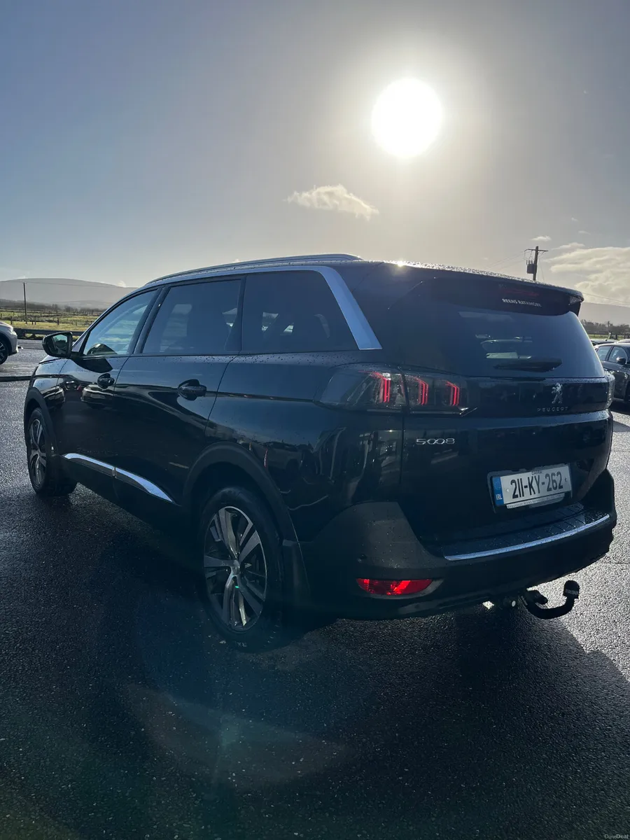 Peugeot 5008 2021 - Image 4