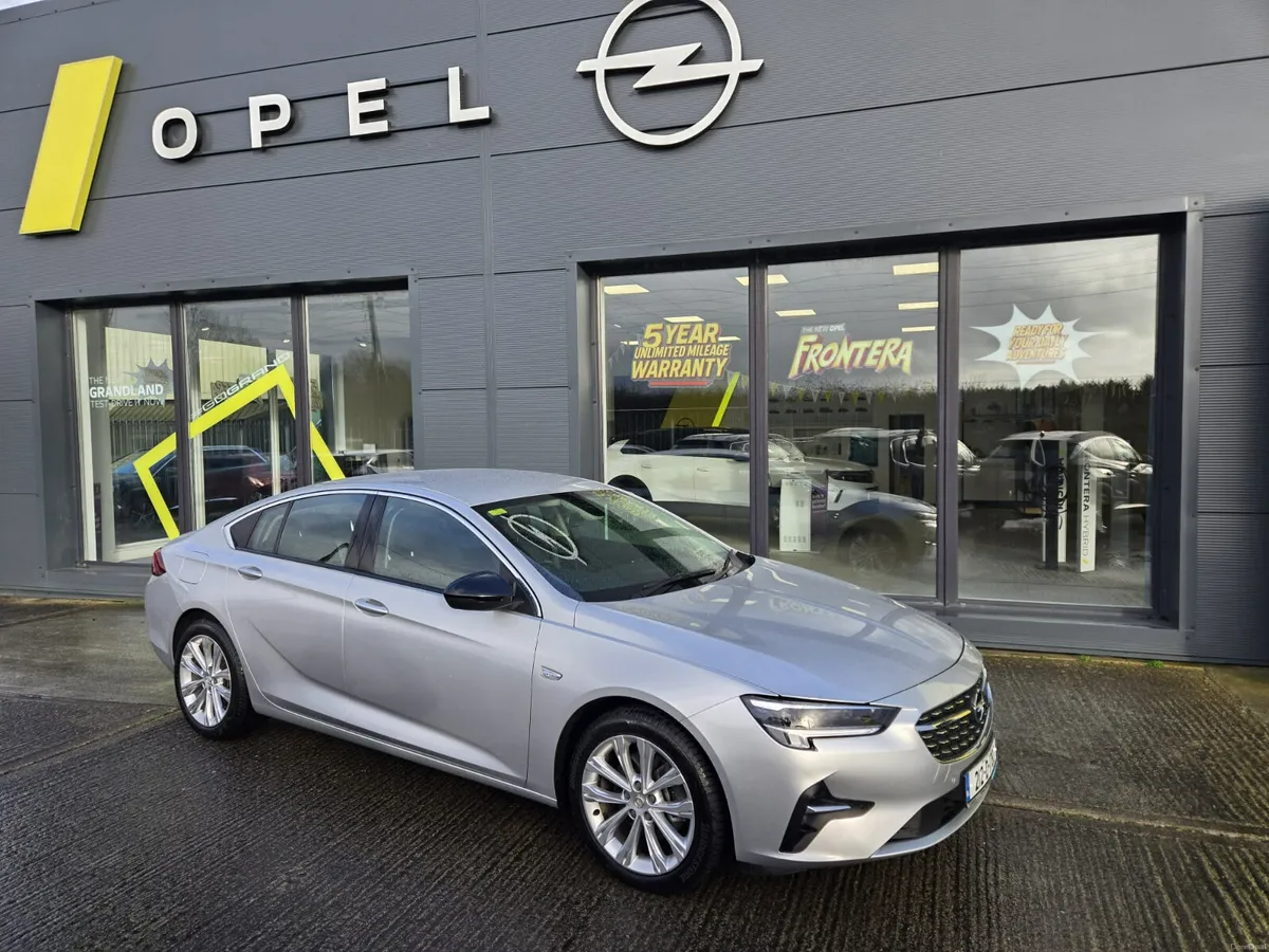 Opel Insignia ELITE 2.0D 174PS S/S FWD 6 Speed - Image 2