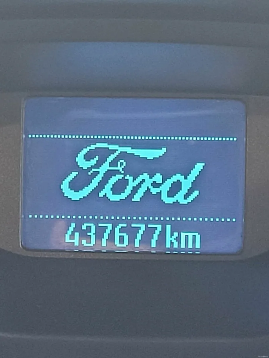 Ford Focus 2012 - Image 2