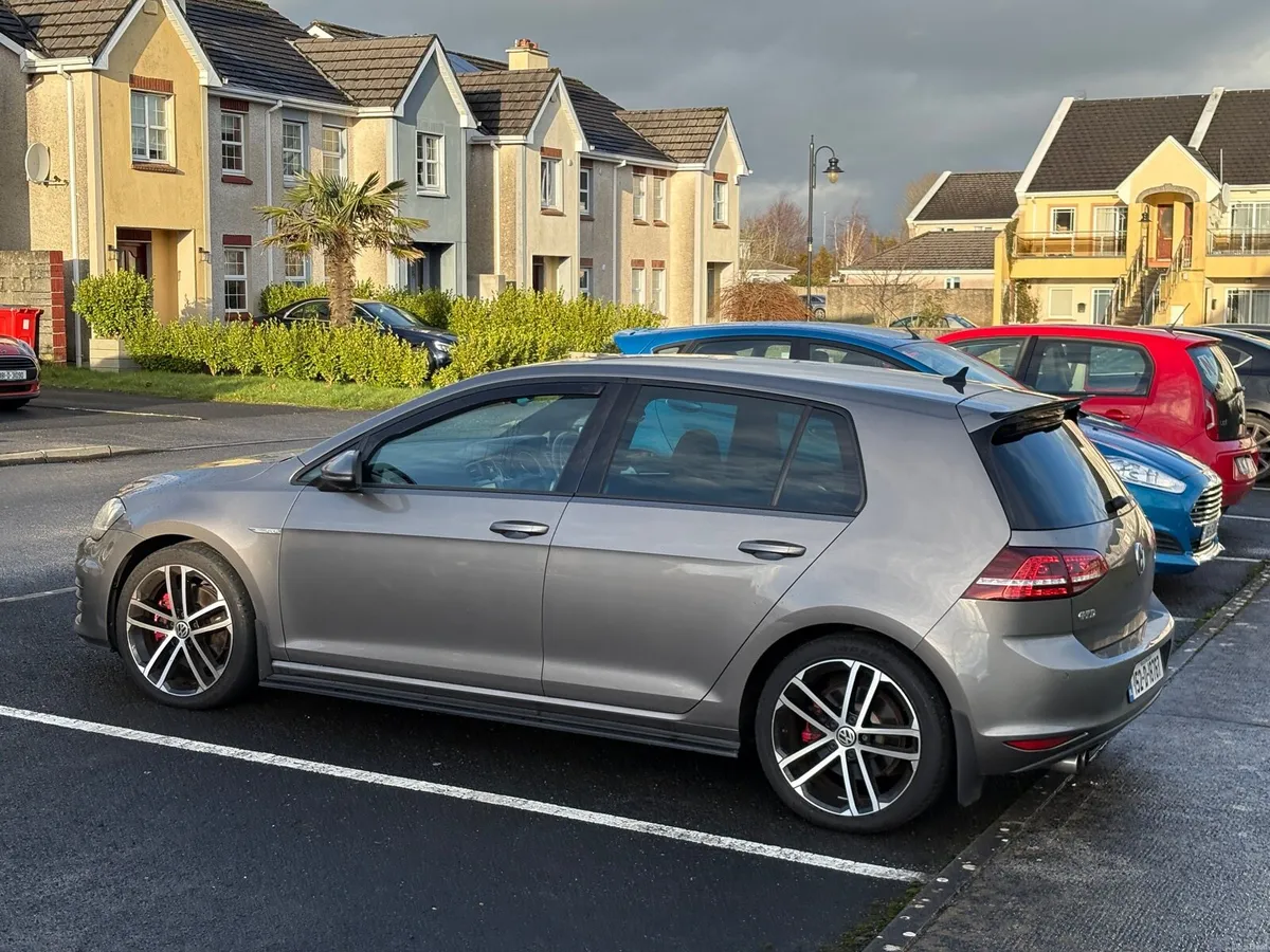 Volkswagen Golf GTD - Image 4