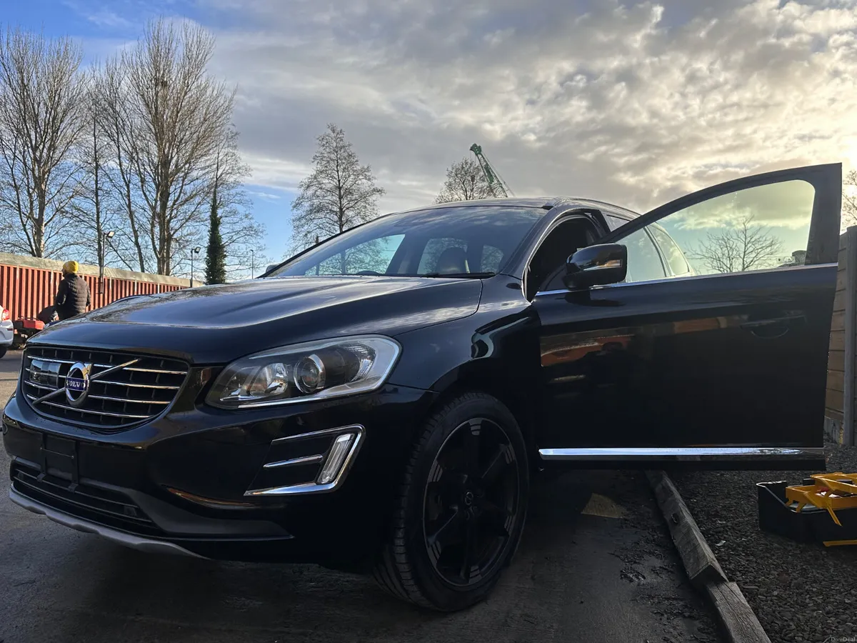 2015 VOLVO XC60 D4 AUTO - Image 2