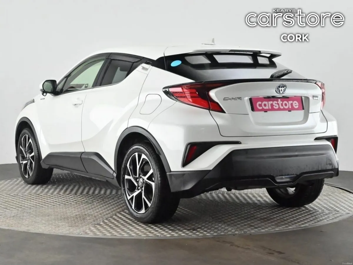 Toyota C-HR 1.8 HYBRID Auto - Image 3