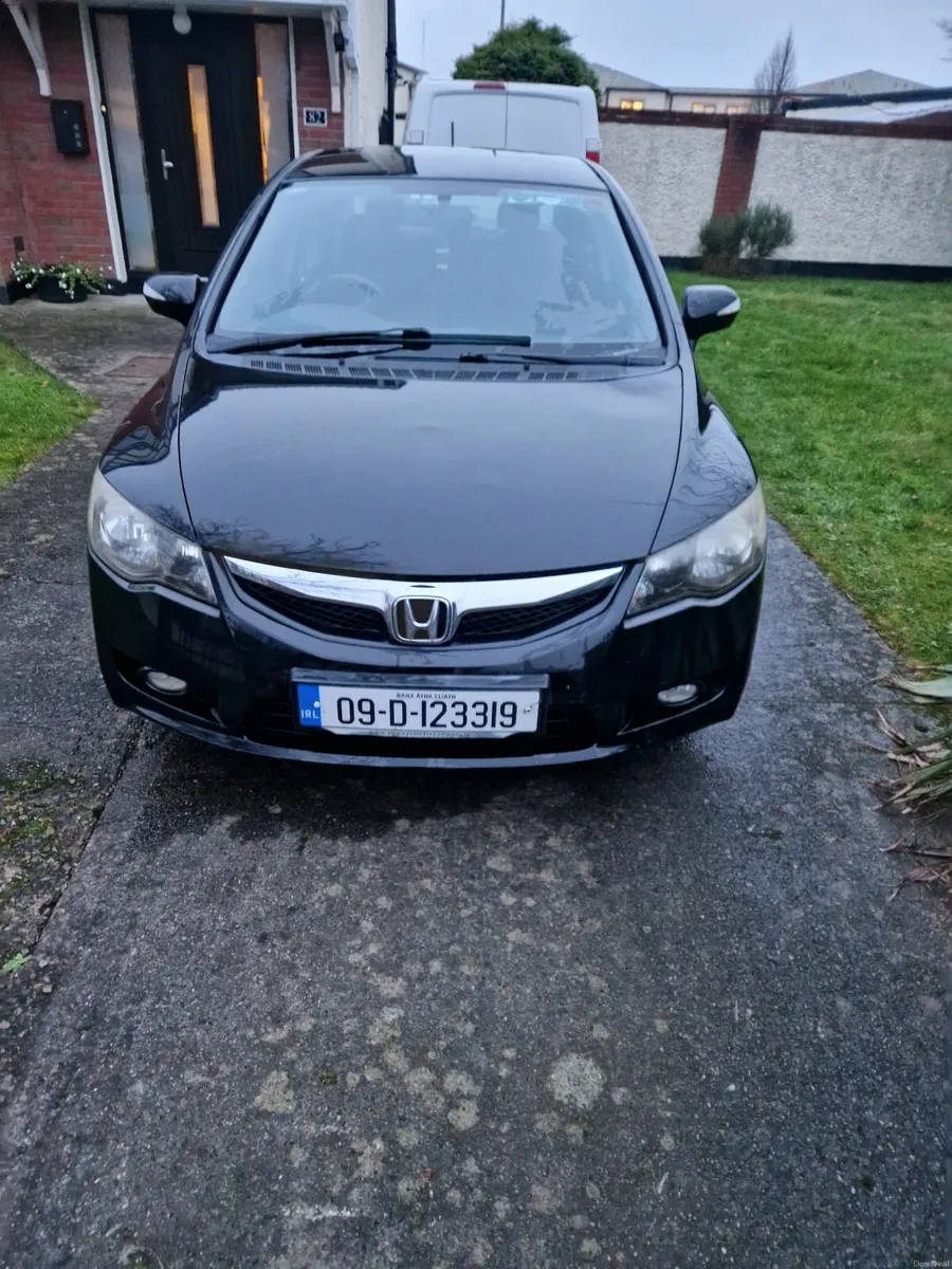 Honda Civic 2009 automatic - Image 1