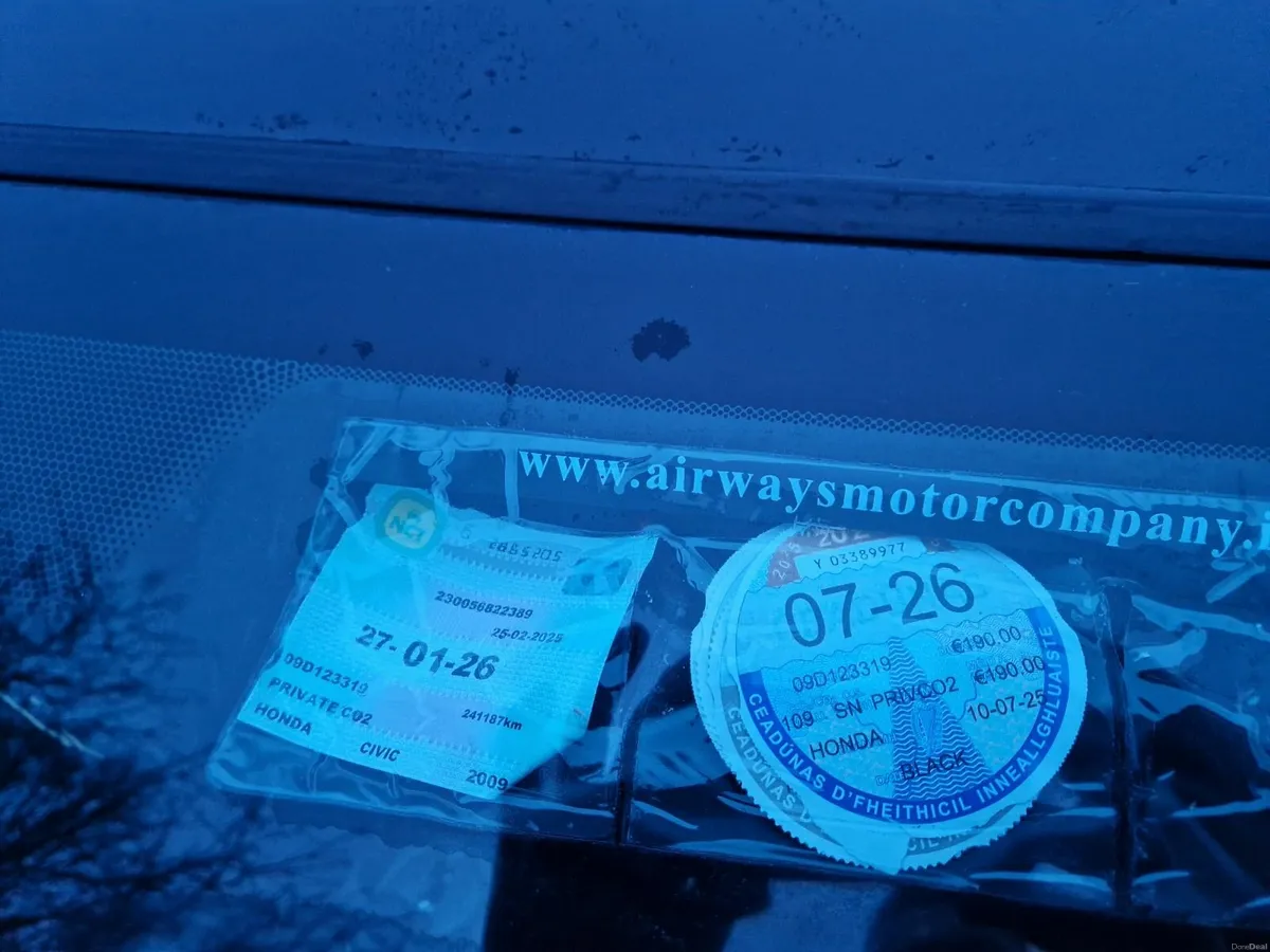 Honda Civic 2009 automatic - Image 3