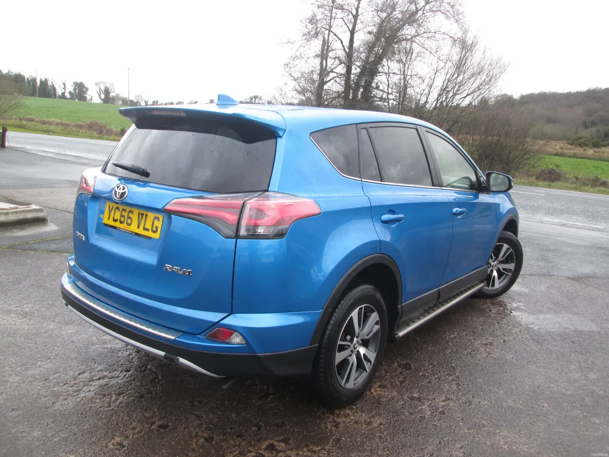 2016  TOYOTA  RAV 4  2.0  D-4D  BUSINESS  EDITION - Image 4