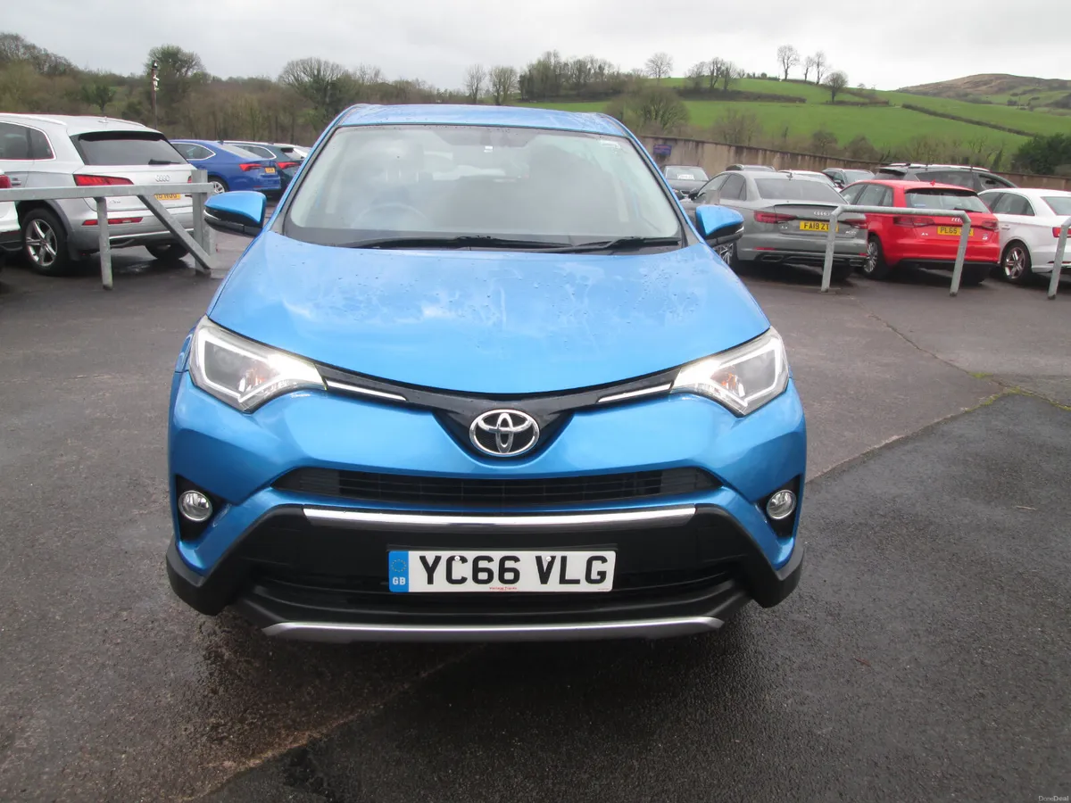 2016  TOYOTA  RAV 4  2.0  D-4D  BUSINESS  EDITION - Image 3