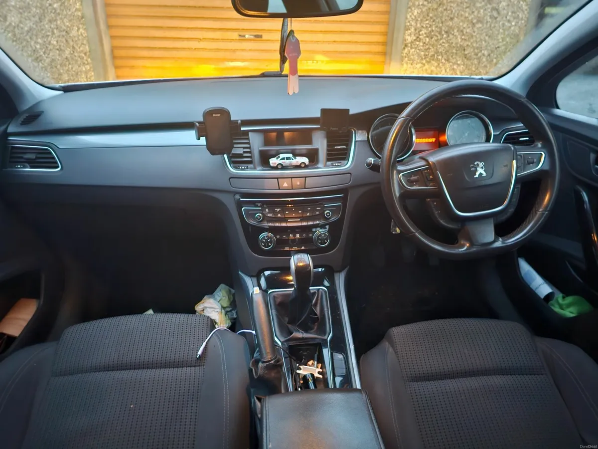 Peugeot 508 2012 - Image 2