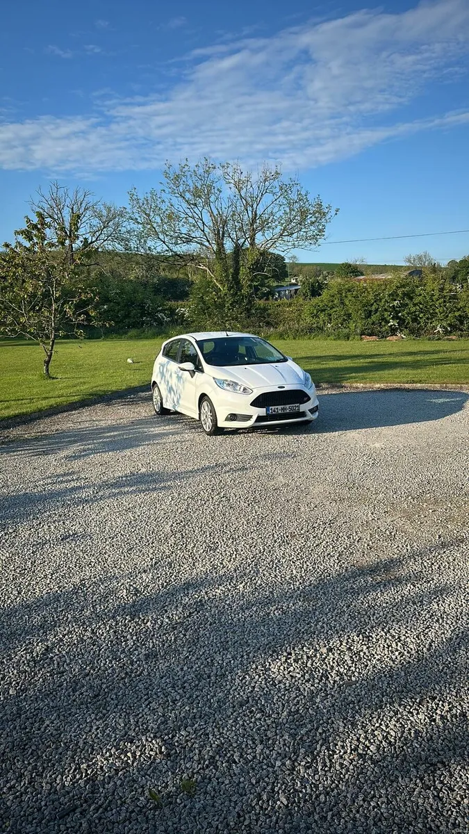 Ford Fiesta 1.25 L petrol 2014 - Image 1