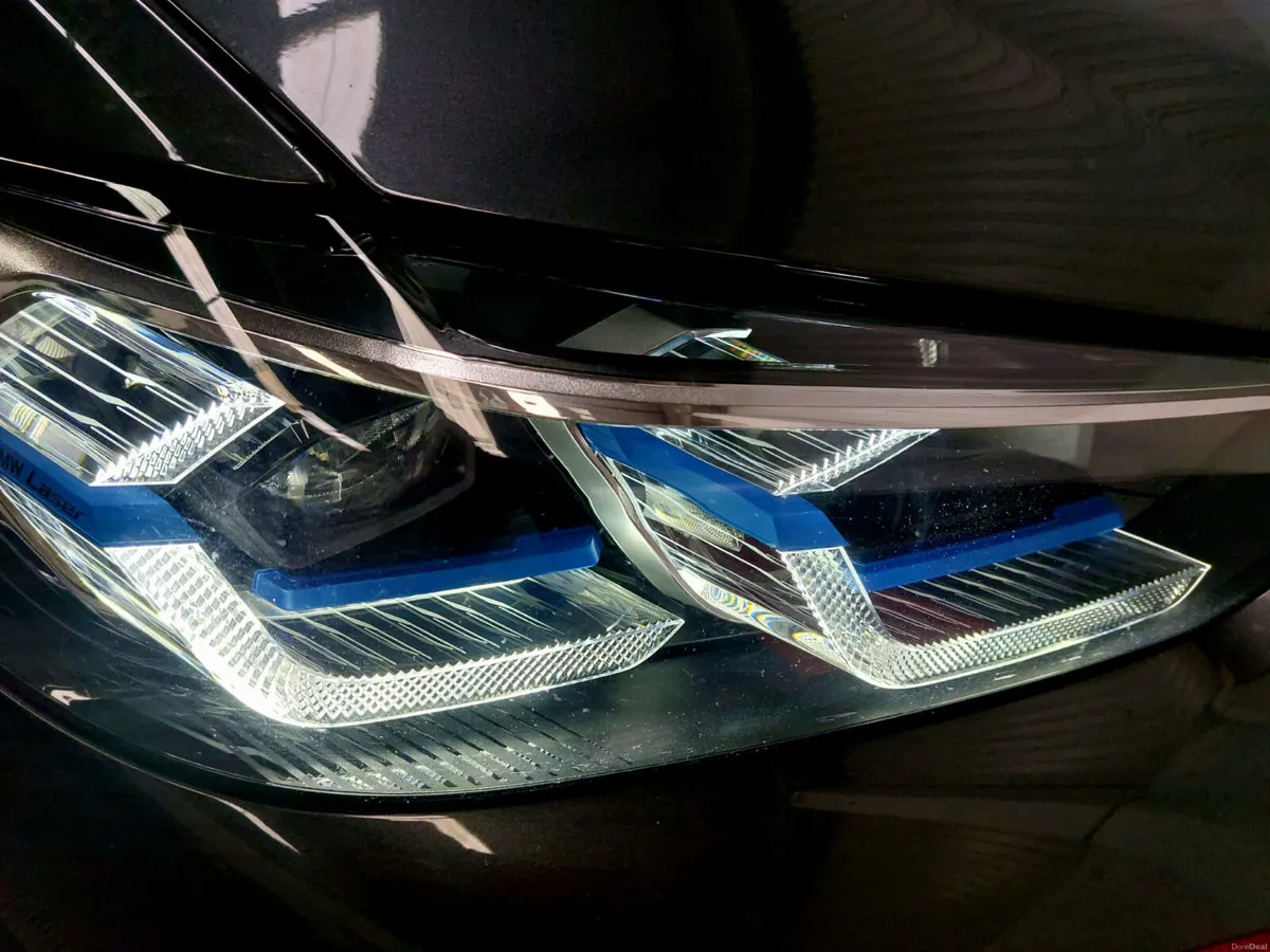 IX3 M SPORT PRO (HIGH SPEC) LASER LIGHTS-ELEC HITC - Image 3