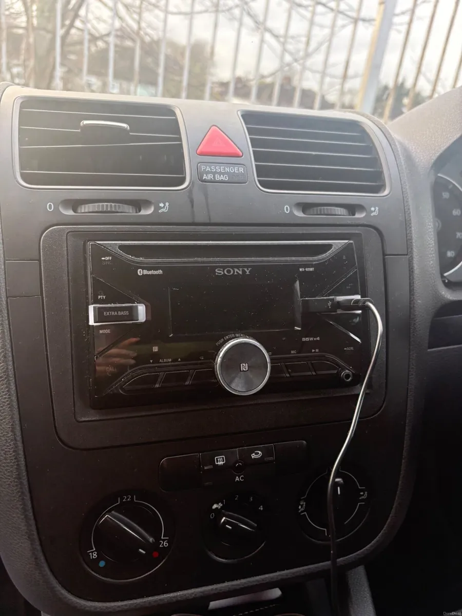 Volkswagen Golf 2008 - Image 2