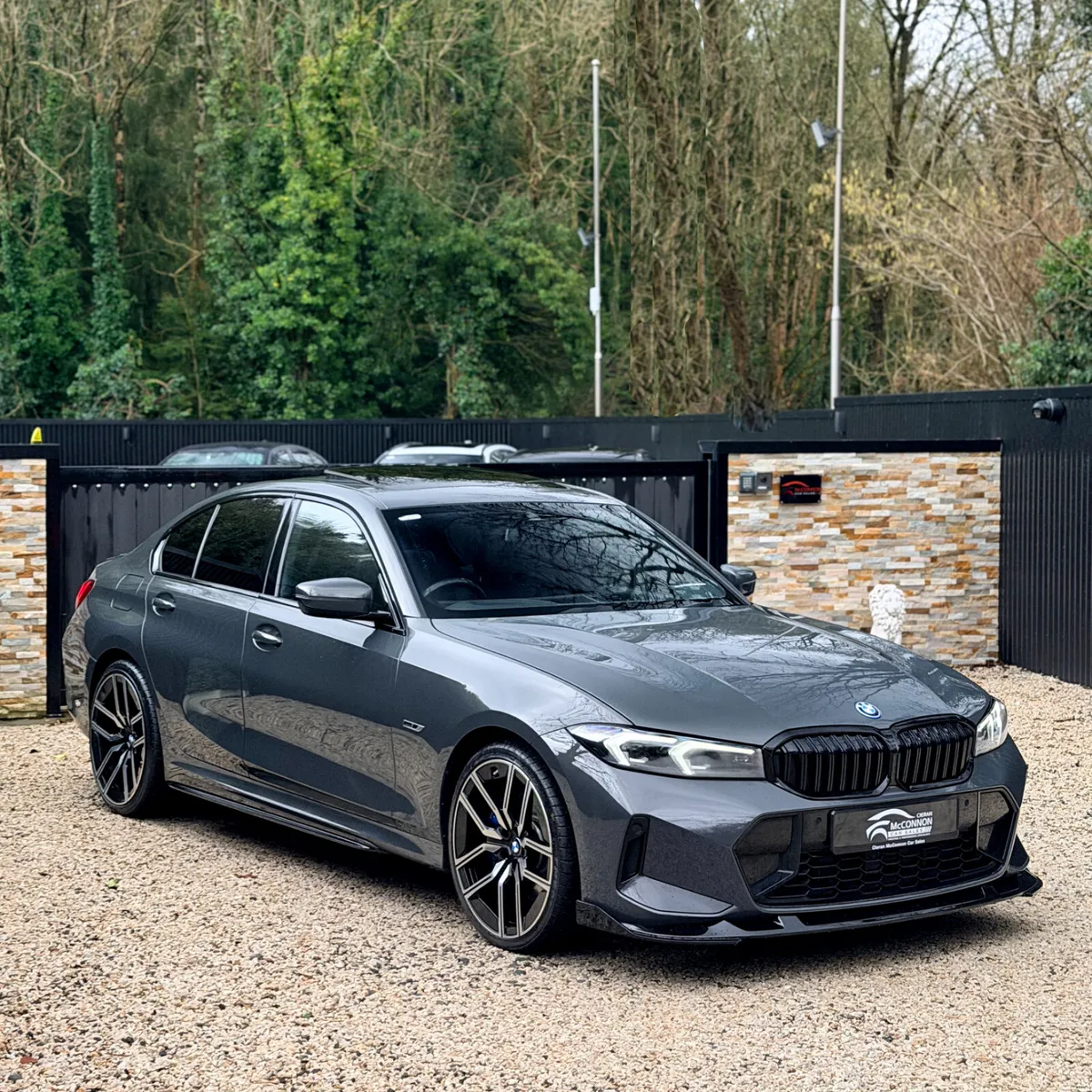 2023 (232) BMW 330E MSPORT LCI PRO *SUNROOF - Image 1