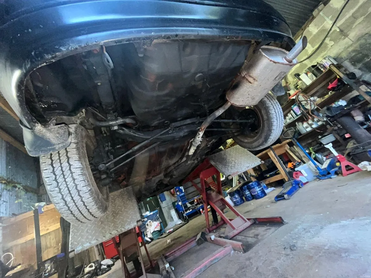 Toyota Corolla - Image 4