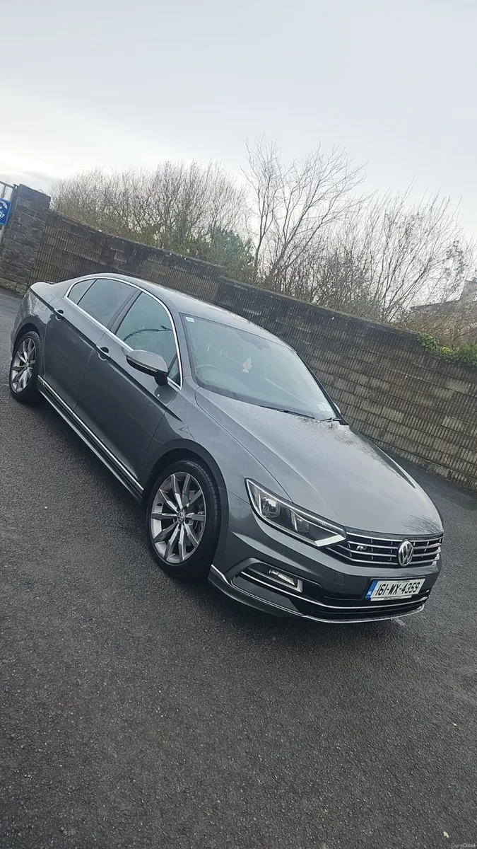 Volkswagen Passat 2016 r line - Image 1