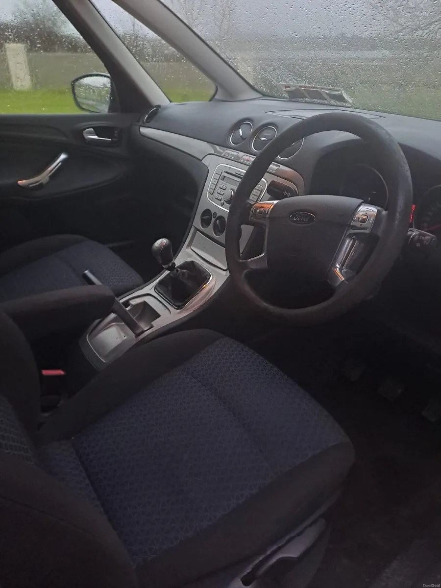Ford Galaxy 2008 - Image 4