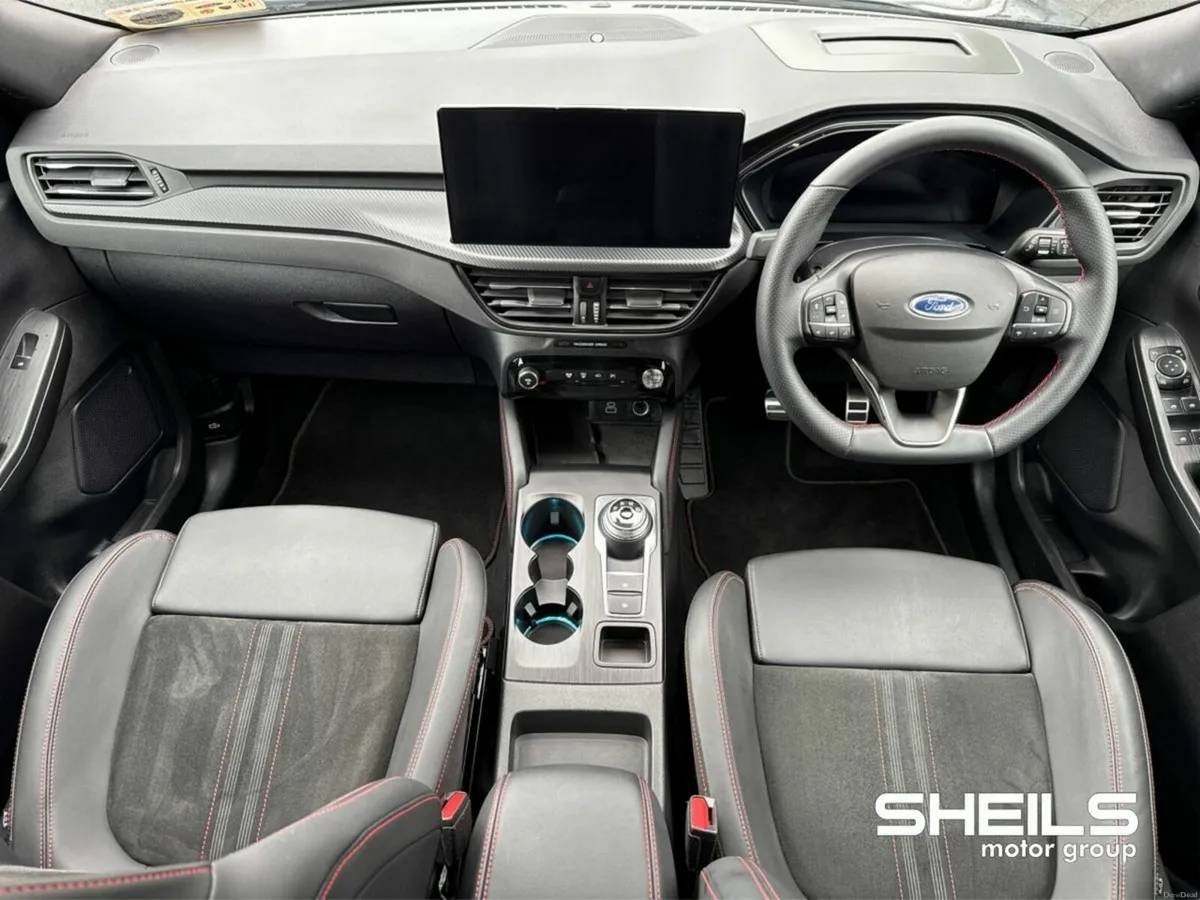 Ford Kuga 2.5 Duratec 225PS PHEV ST-Line X Auto - Image 3