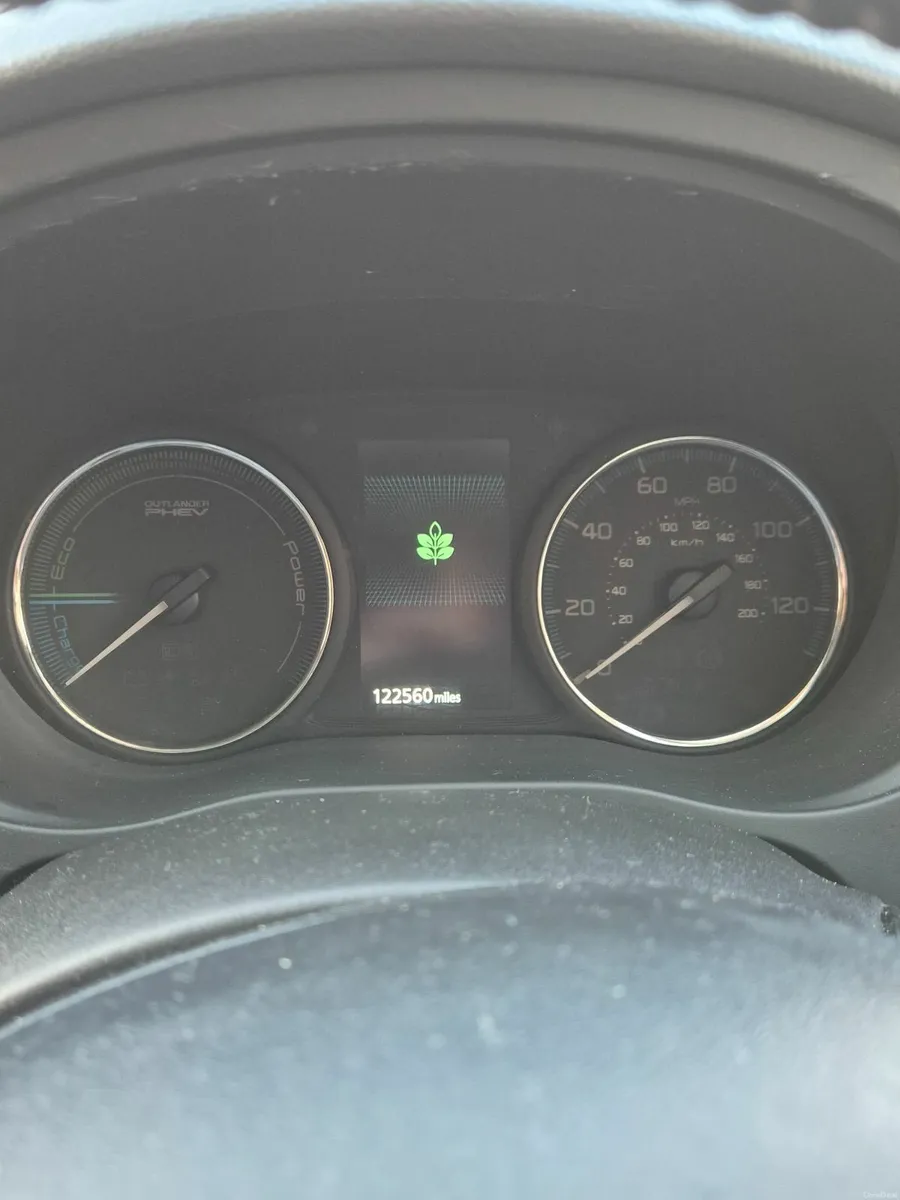 Mitsubishi Outlander 2018 - Image 3