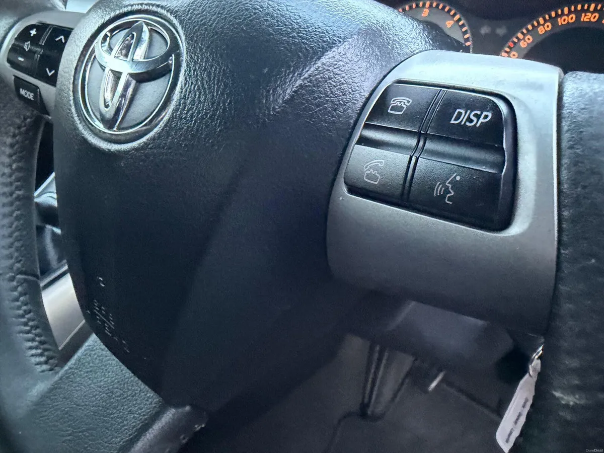 Toyota Auris 2011 sport d4d 085 2697260 - Image 6