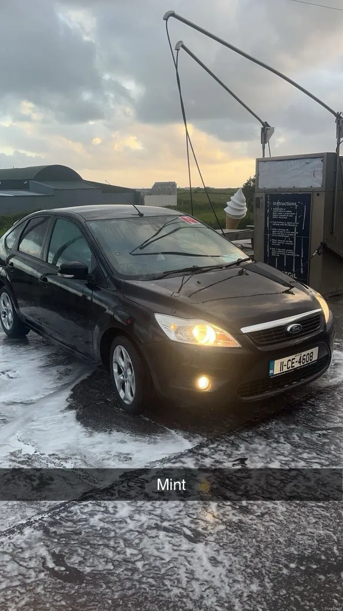 Ford focus 2011 - Image 2