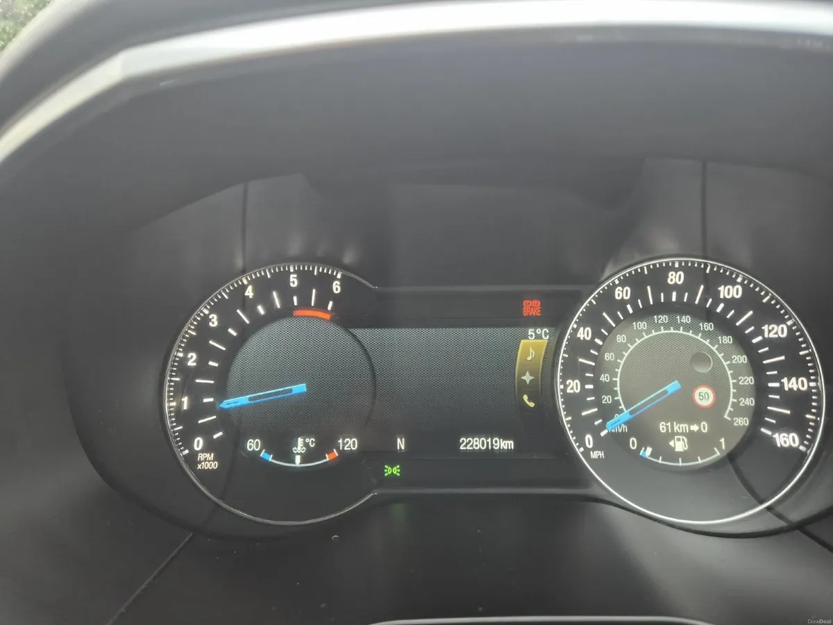 Ford S-Max 2016 - Image 2