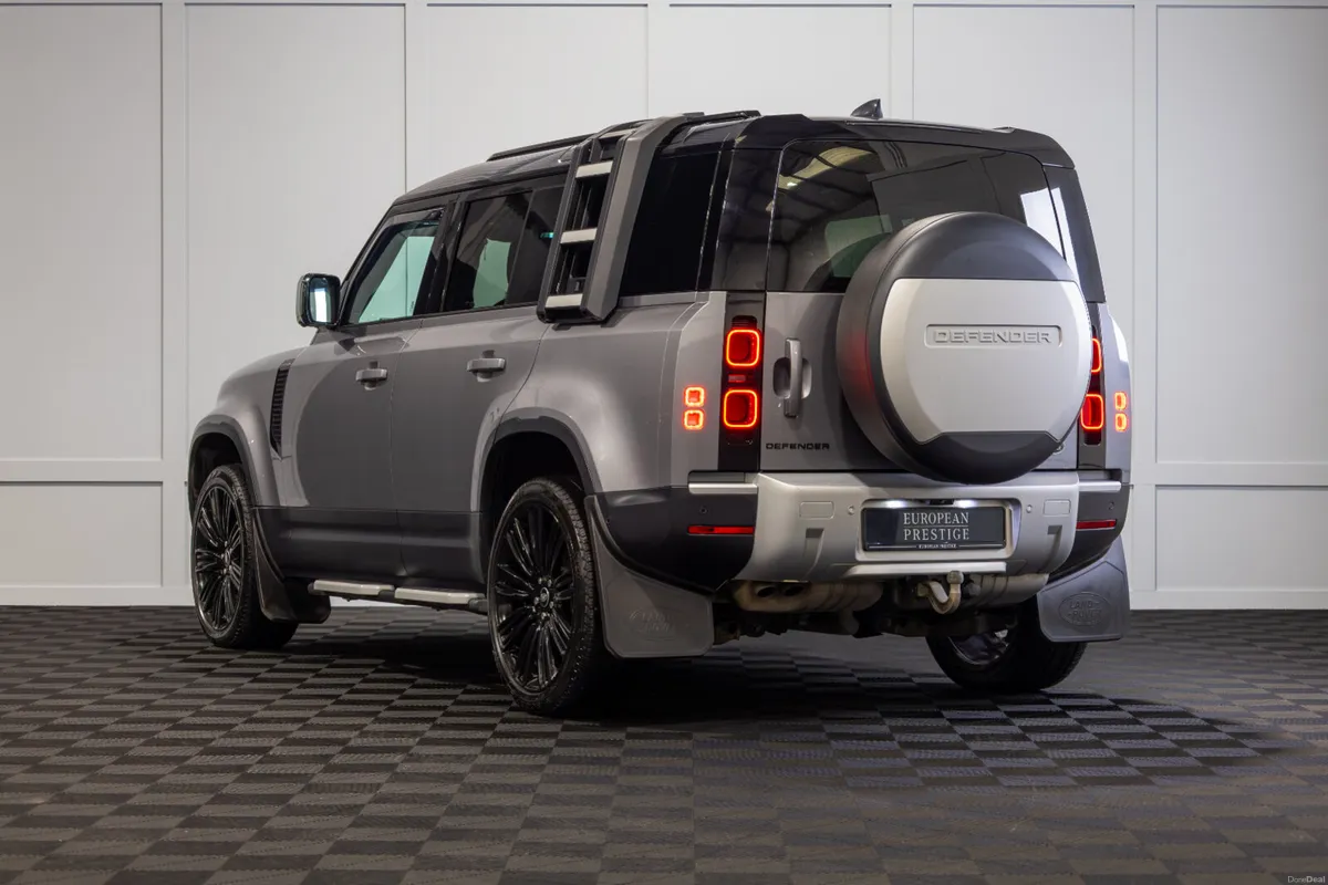 222 Land Rover Defender S D250 2 Seat Commercial - Image 4