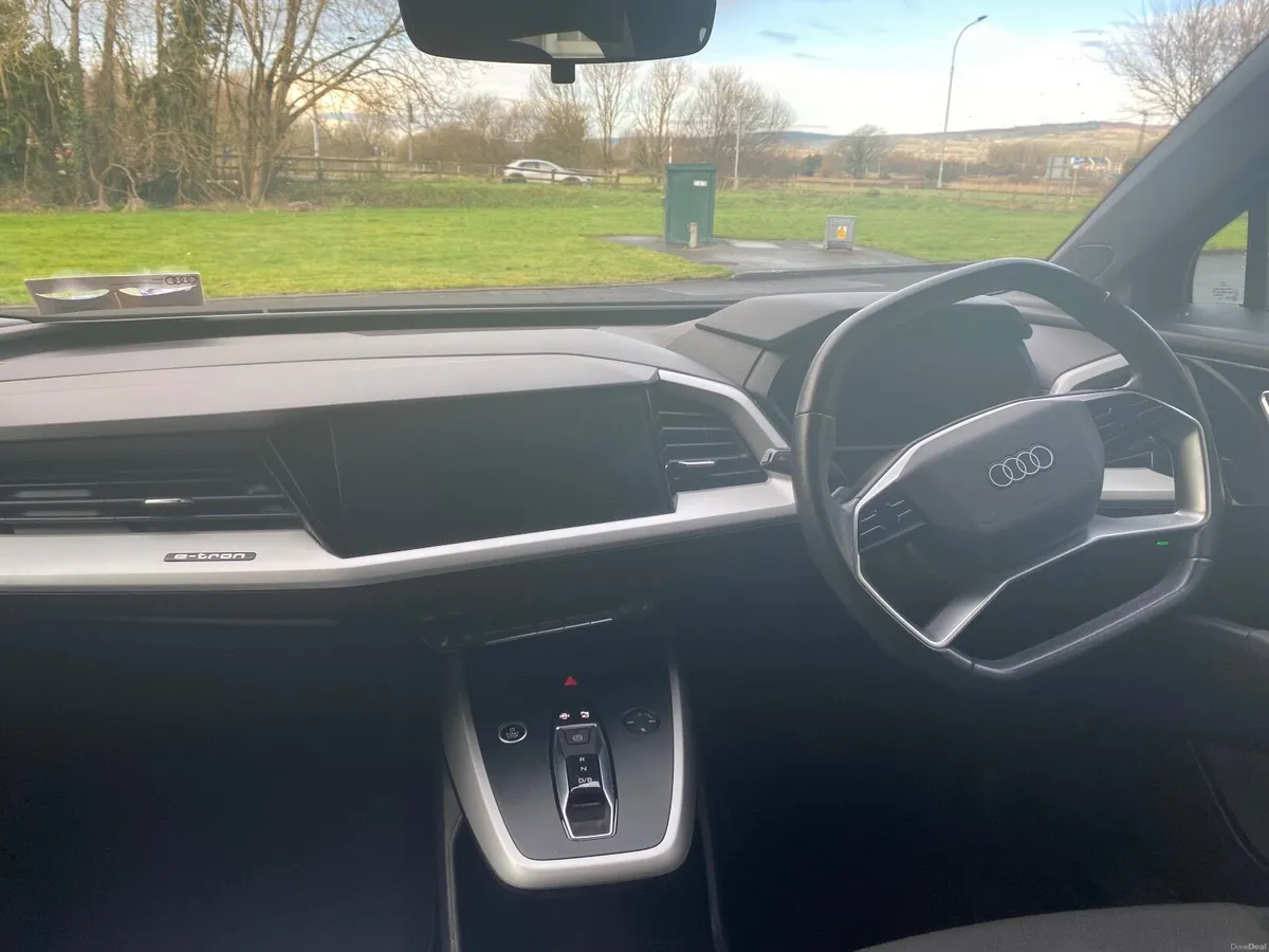 Audi e-tron 2022 - Image 1