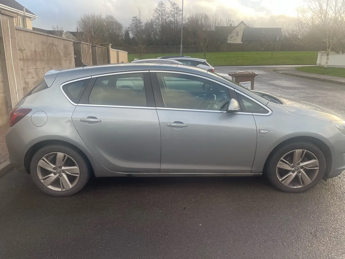 Vauxhall Astra - Image 2