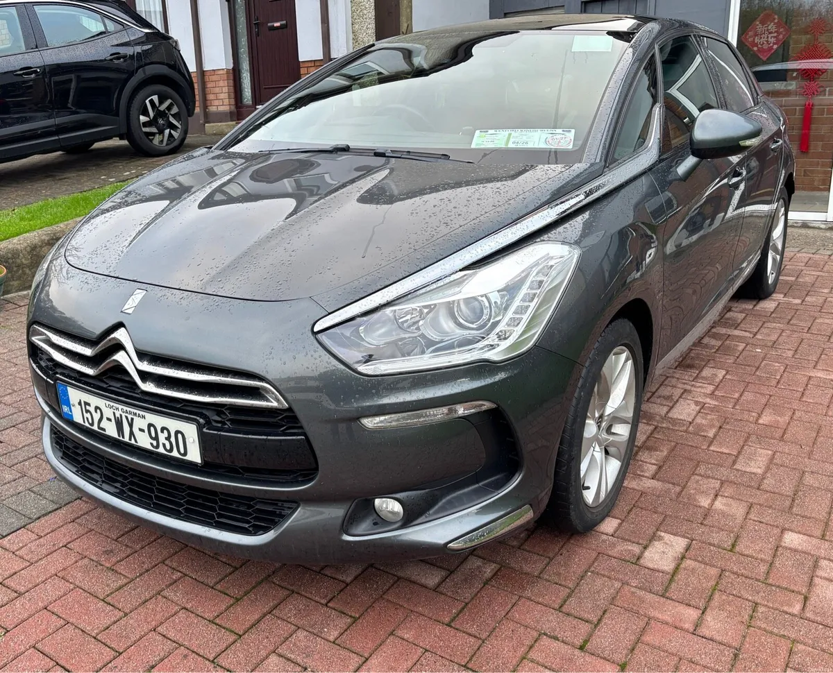 2015 Citroën DS5 - Image 1