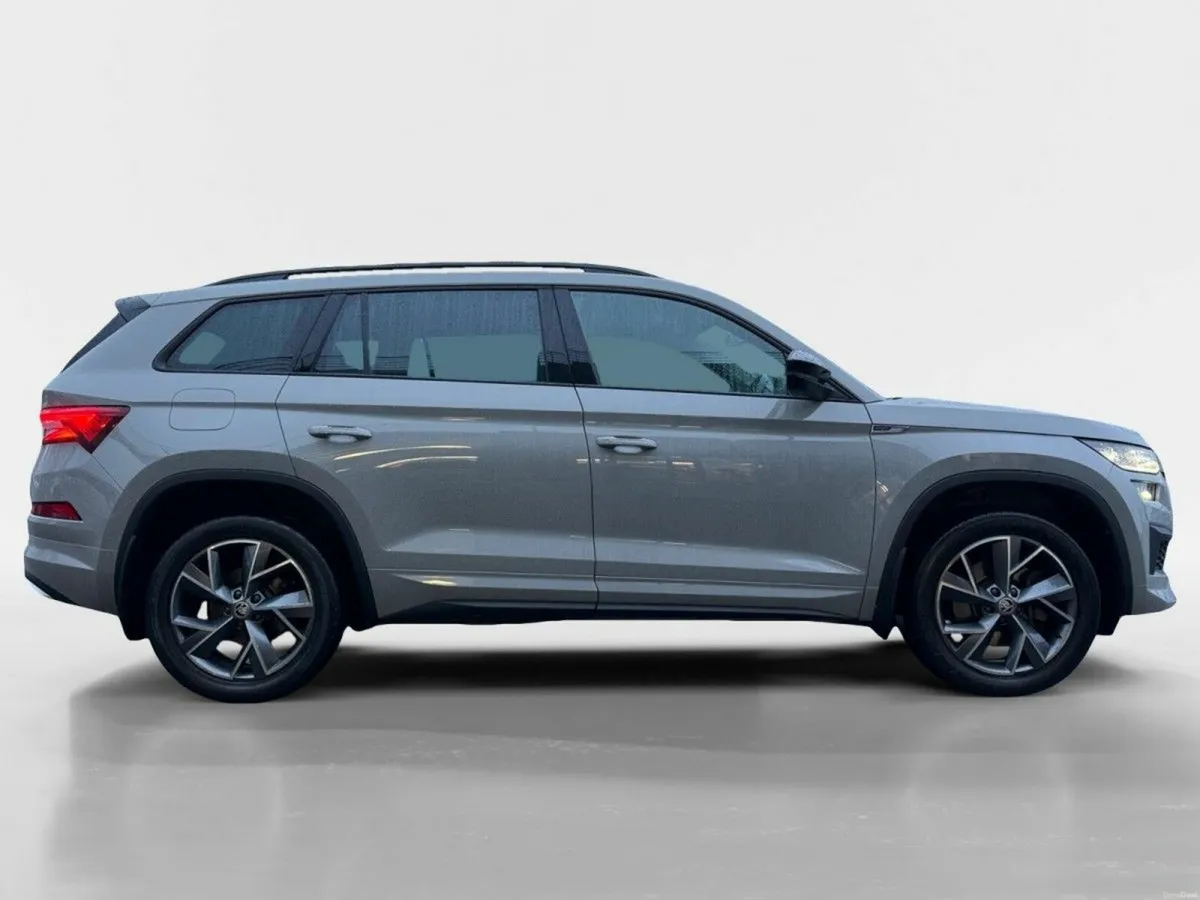Skoda Kodiaq 2.0 TDI 150HP DSG SportLine 7 Seat - Image 2