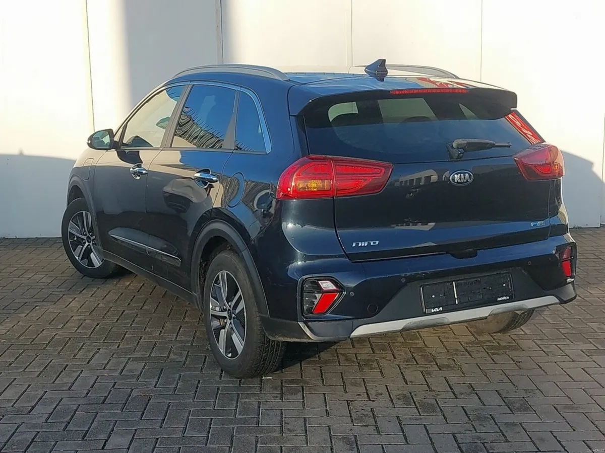 Kia Niro 1.6 GDI PLUG-IN HYBRID PE Auto - Image 3