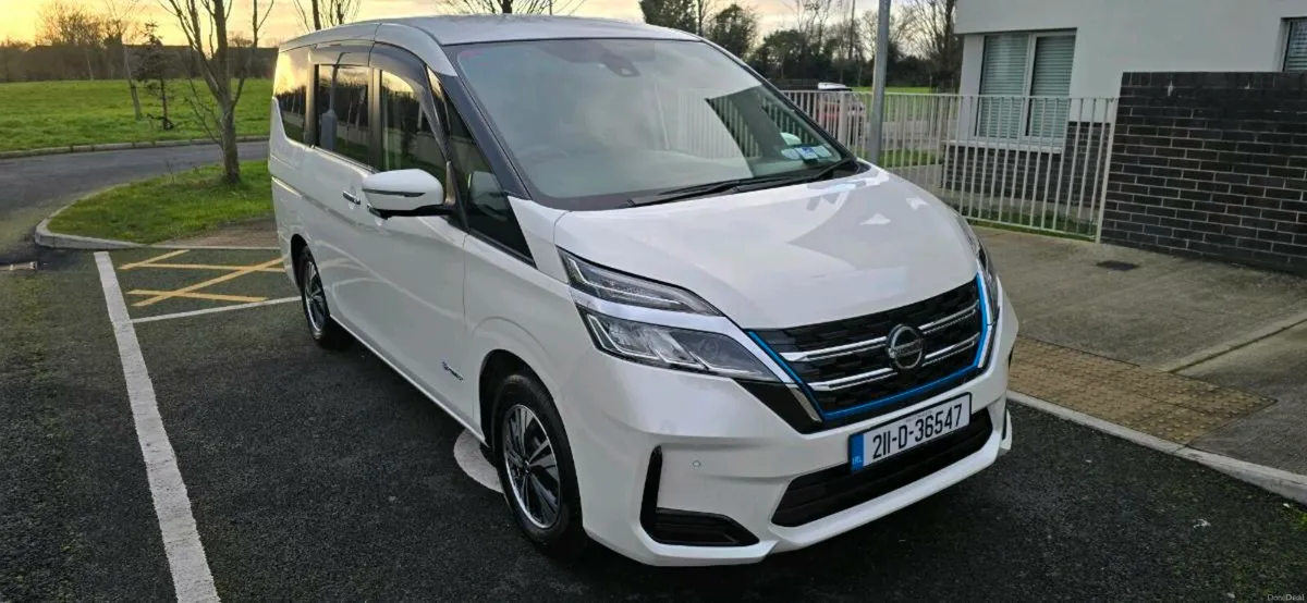 2021 Nissan Serena 1.2 Petrol Hibrid Automatic - Image 4