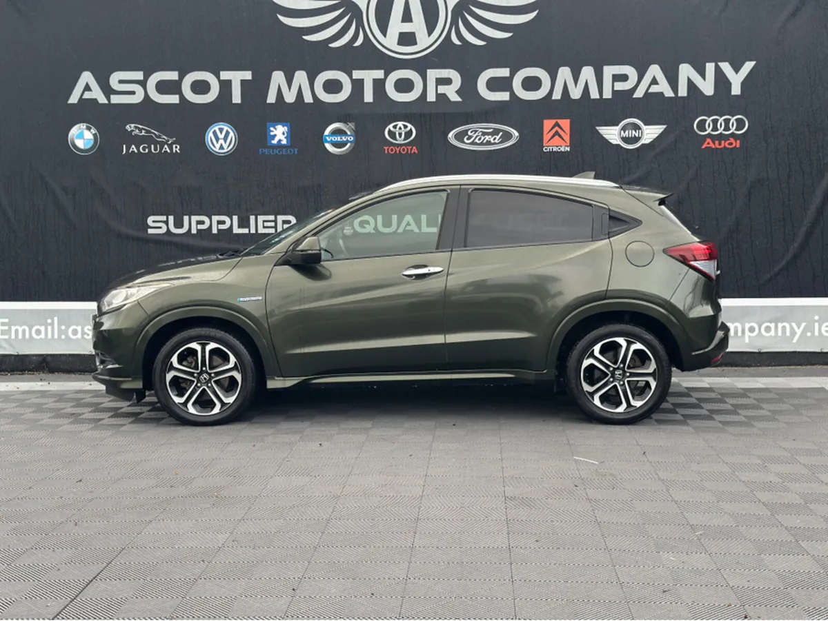 Honda Vezel Automatic - Image 2