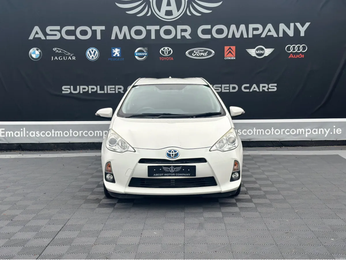 Toyota Aqua Automatic - Image 5