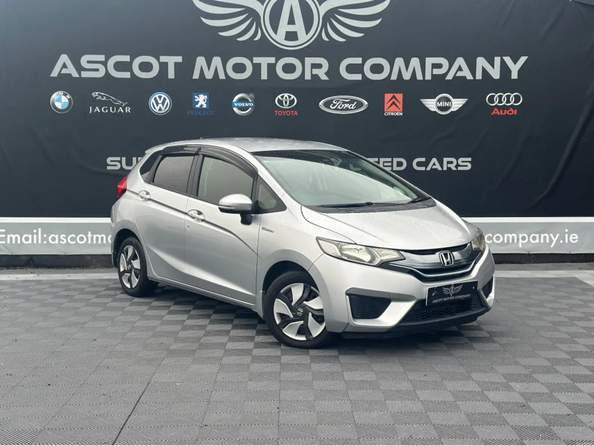 Honda Fit Hybrid - Image 2