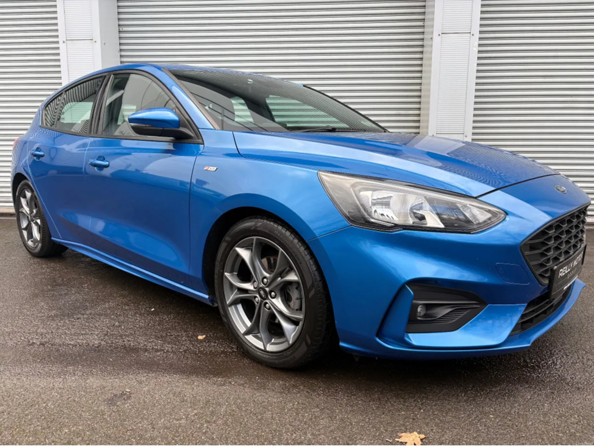 Ford Focus 1.0 PETROL ST-LINE - Image 1