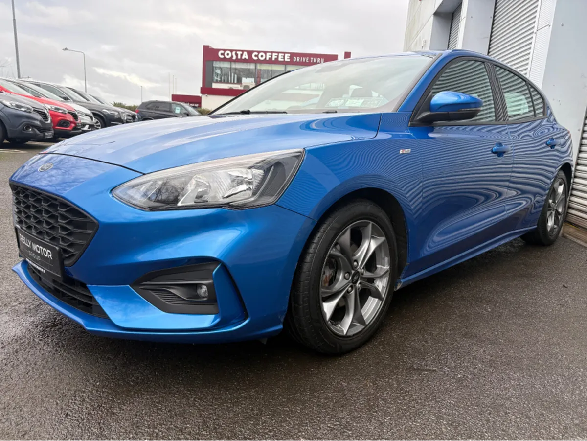 Ford Focus 1.0 PETROL ST-LINE - Image 3