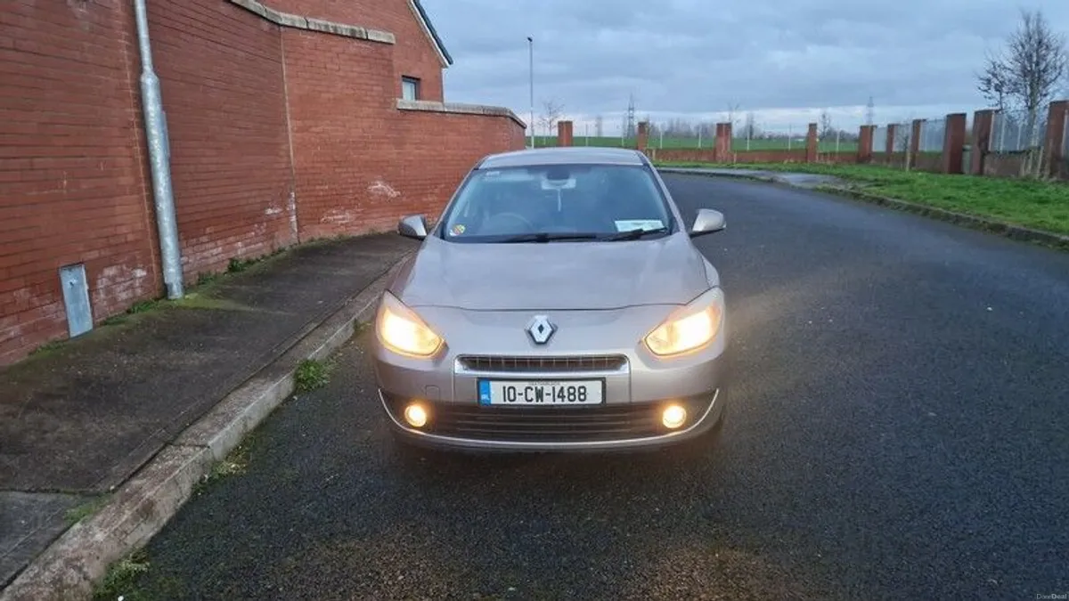 10 Renault Fluence 1.5dci - Image 2