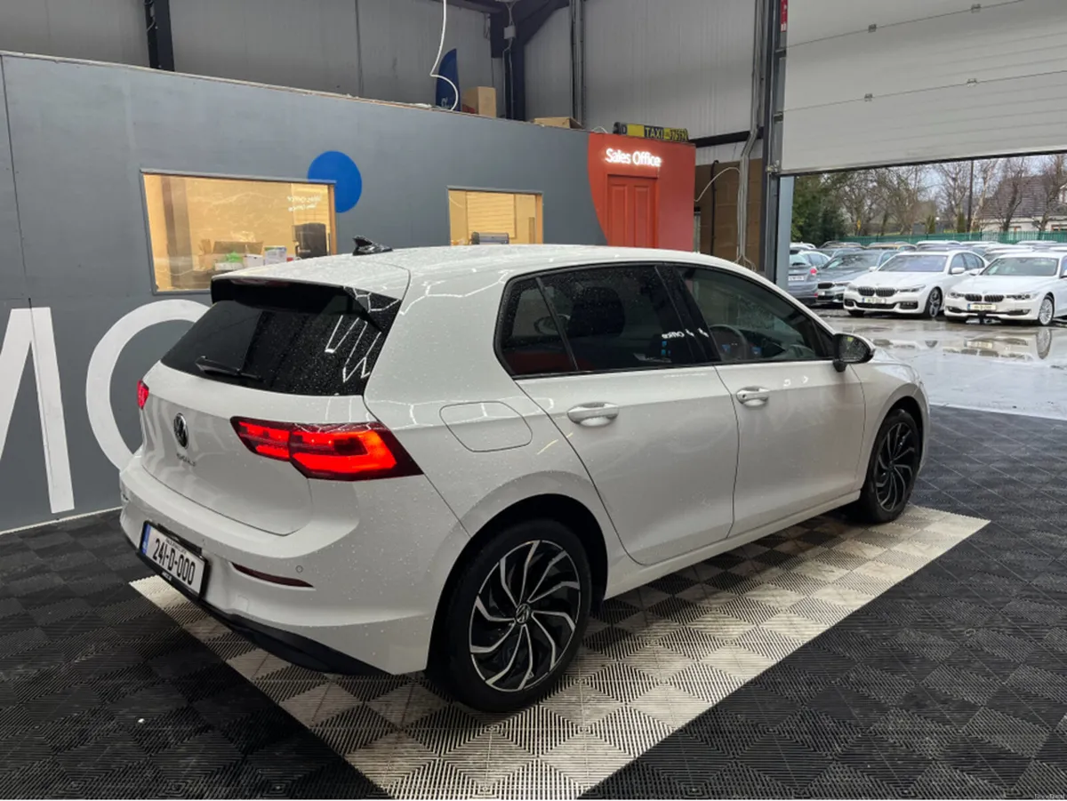 Volkswagen Golf €32950 2024 VOLKSWAGEN GOLF 2.0 TD - Image 2