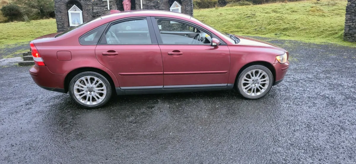 Volvo S40 *New NCT* *Taxed* - Image 1