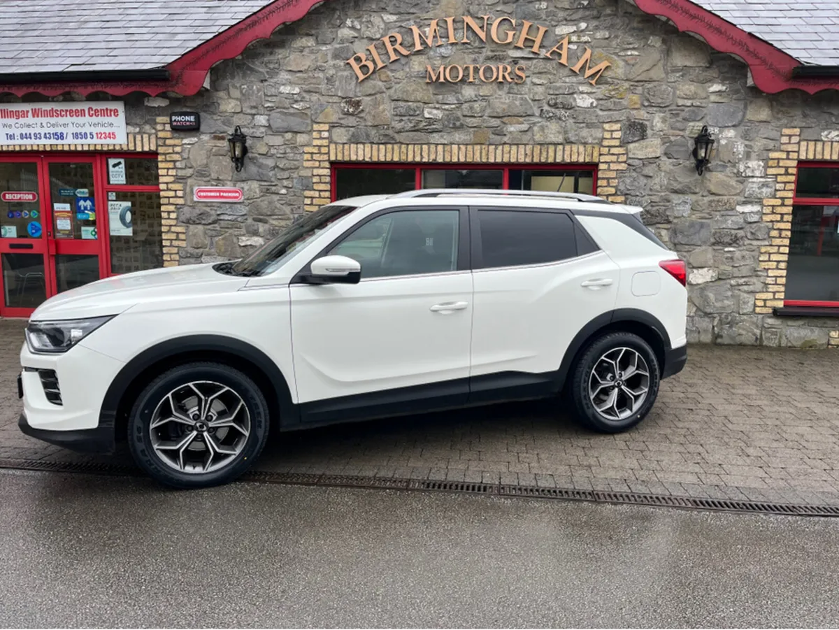 SsangYong Korando EL 1.6 2WD 4DR AUTO DSL AT - Image 6
