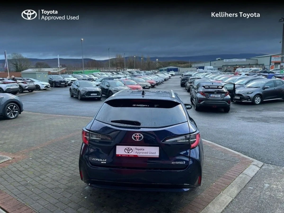 Toyota Corolla HYBRID ELECTRIC SOL T/S - Image 4