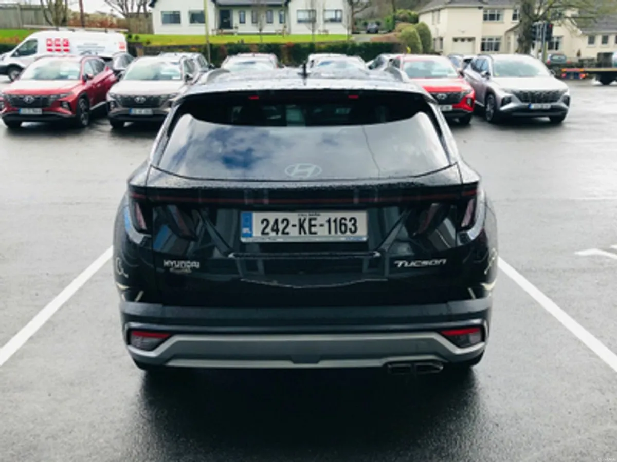 Hyundai Tucson Executive Plus 1.6 Diesel - Image 4