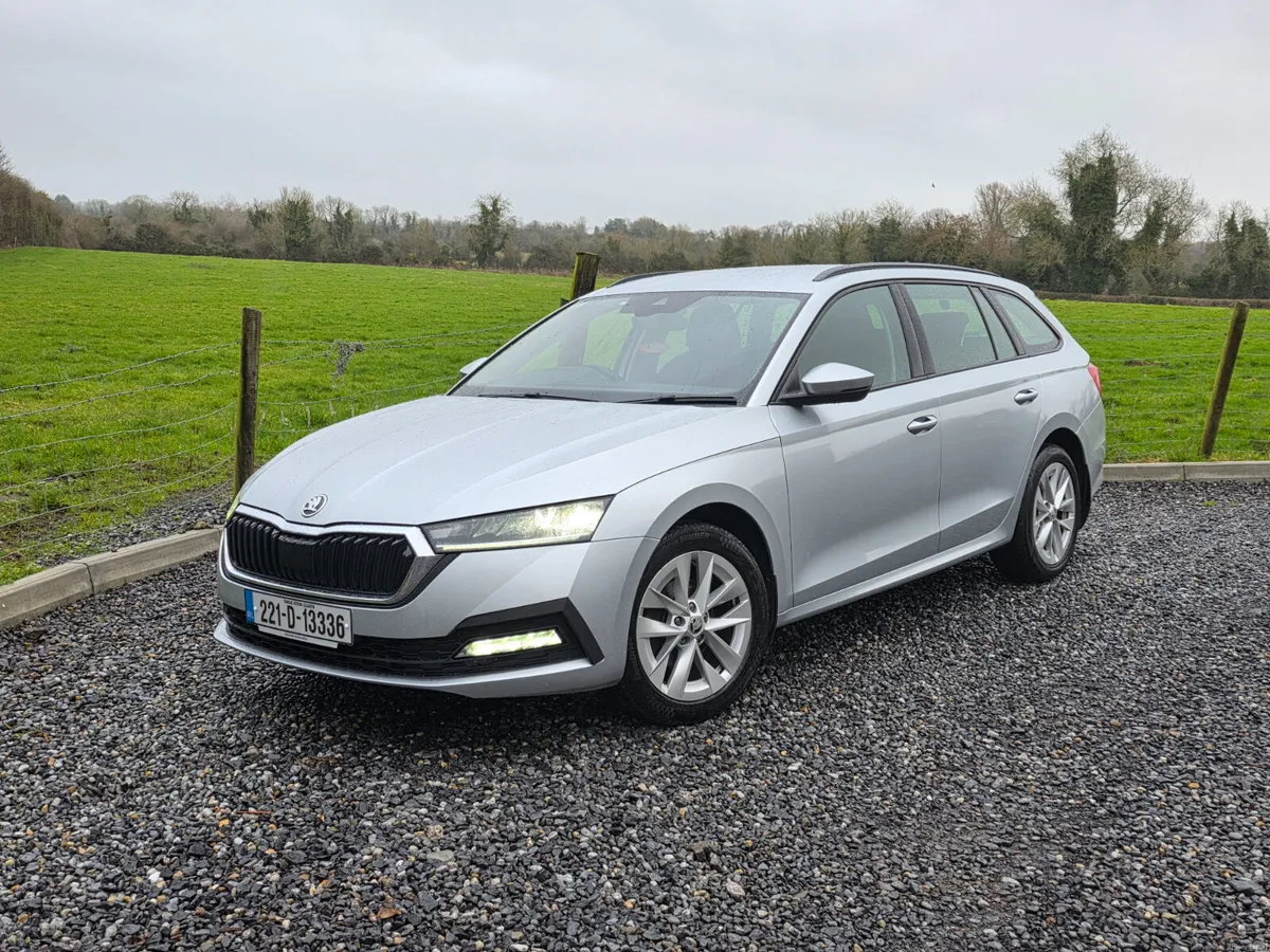 Skoda Octavia 2022 2.0 TDI Ambition Estate - Image 3