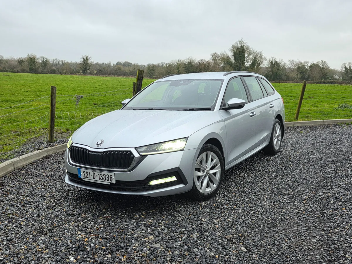 Skoda Octavia 2022 2.0 TDI Ambition Estate - Image 2