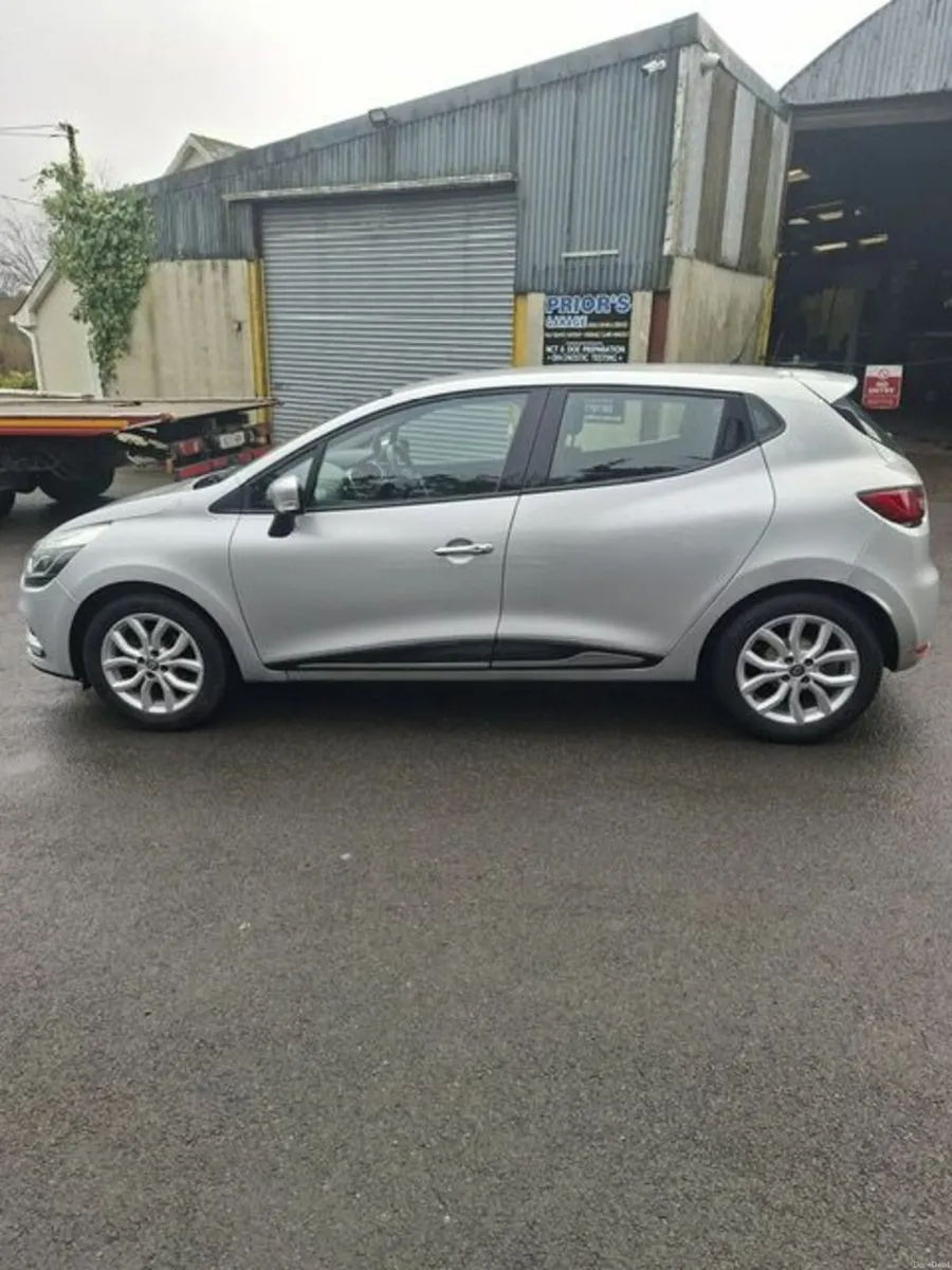 Renault Clio 2019 - Image 1