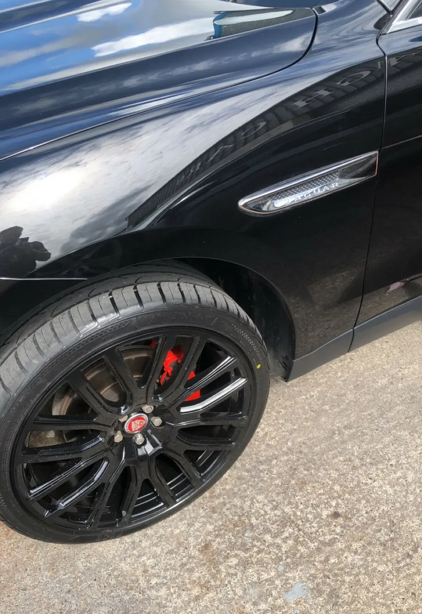 Jaguar F Pace Luxury Interior (low mileage) - Image 4