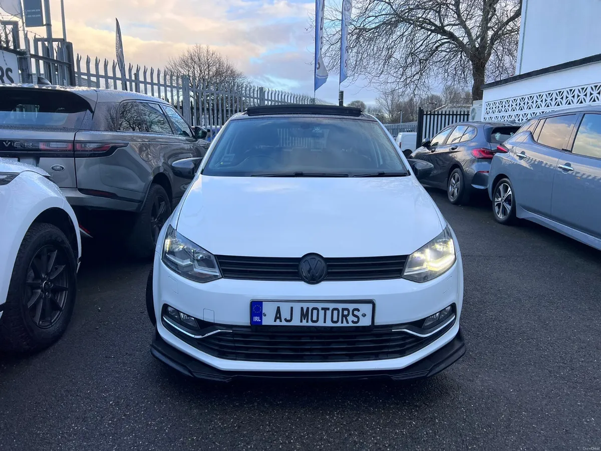 15 VW POLO Glass Roof Automatic - Image 3