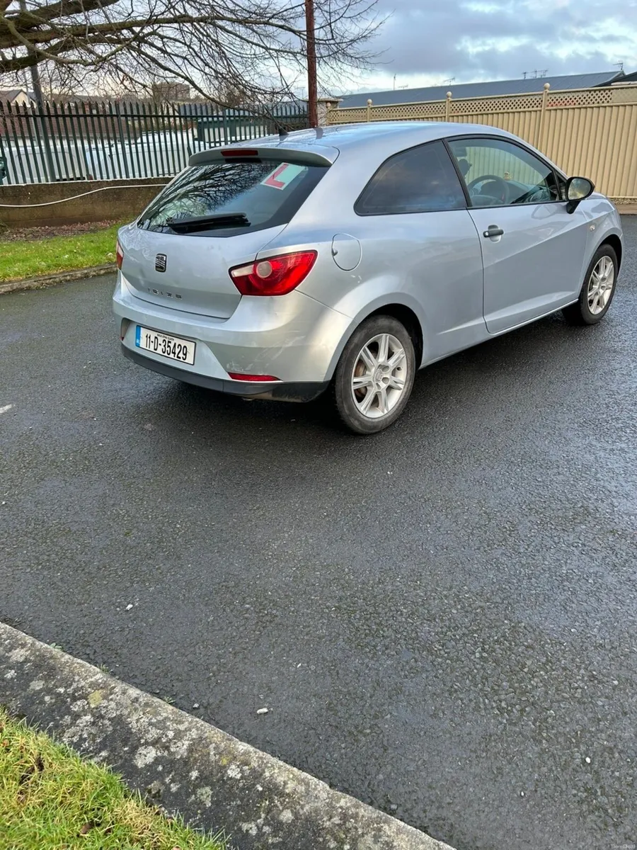 SEAT Ibiza 2011 - Image 3
