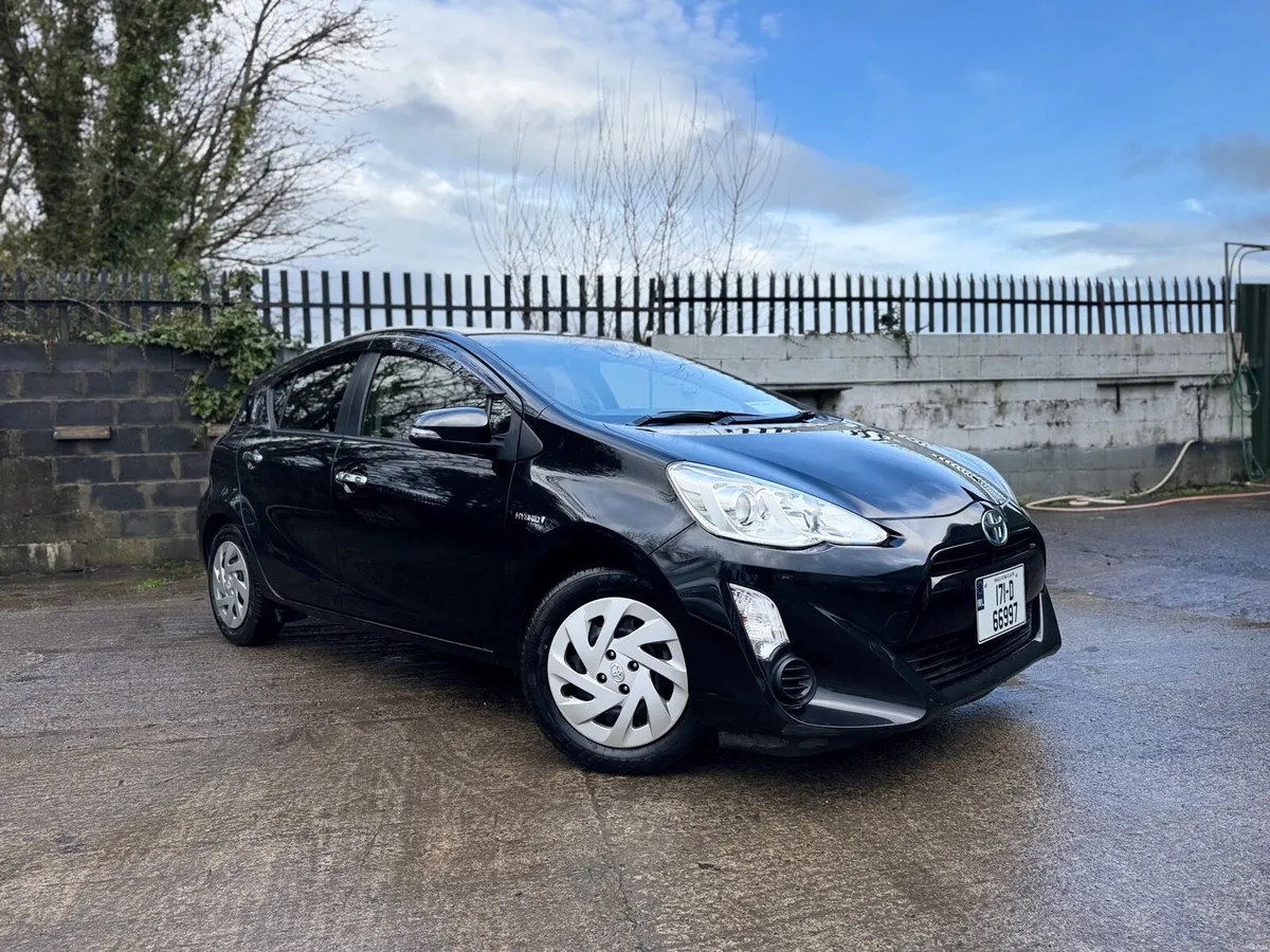 2017 TOYOTA AQUA. LOW MILEAGE. 2 YR NCT. AUTO 1.5L - Image 1