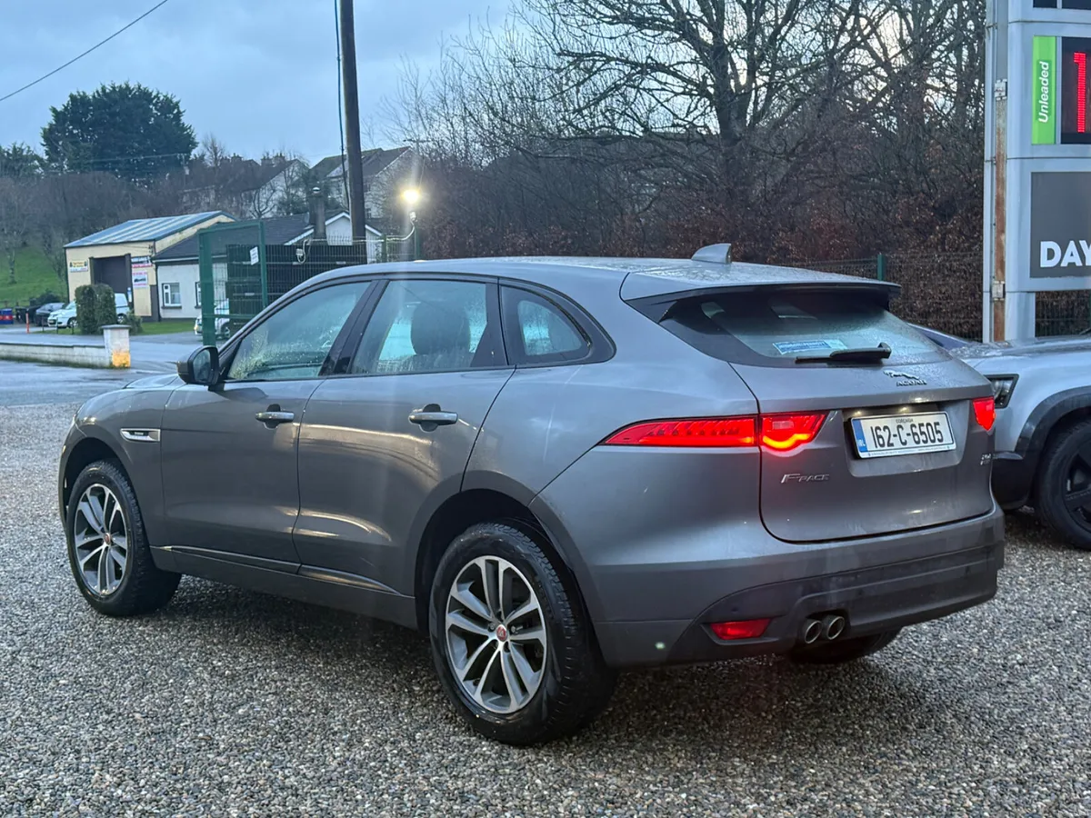 2016 Jaguar F-Pace 2.0D R-Sport Auto (Pan Roof) - Image 3