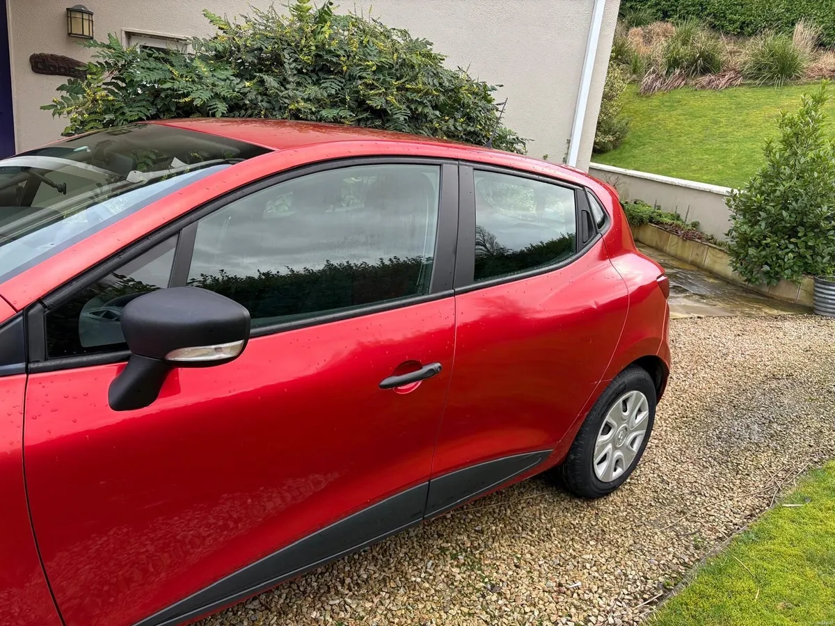 151 Renault Clio - Image 3